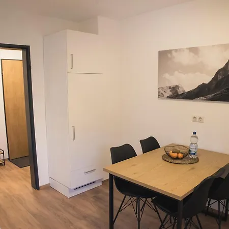 Apartman Im Allgaeu-sonnigen Balkon Und Alpenpanorama, 5 Min Zum
